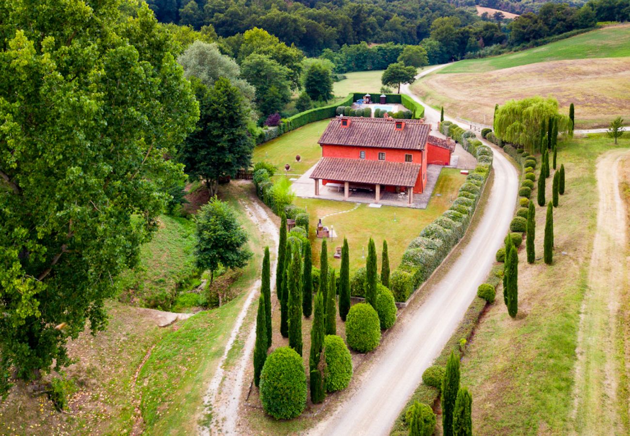 Villa in Reggello - Villa Casa Rossa in a scenic place. 16 people
