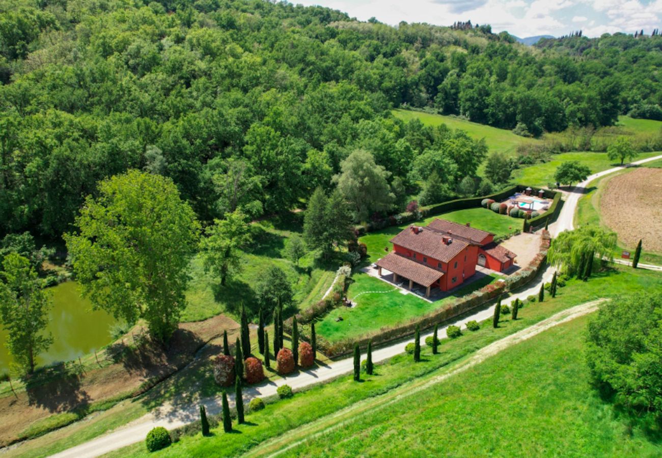 Villa in Reggello - Villa Casa Rossa in a scenic place. 16 people