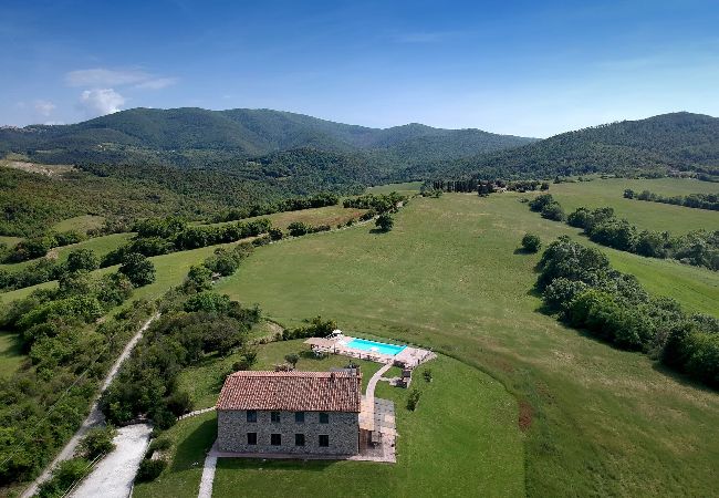 Villa in Bibbona - Villa La Guardiana promoted by WeekHomes com