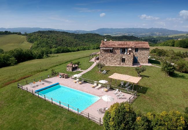 Villa in Bibbona - Villa La Guardiana promoted by WeekHomes com