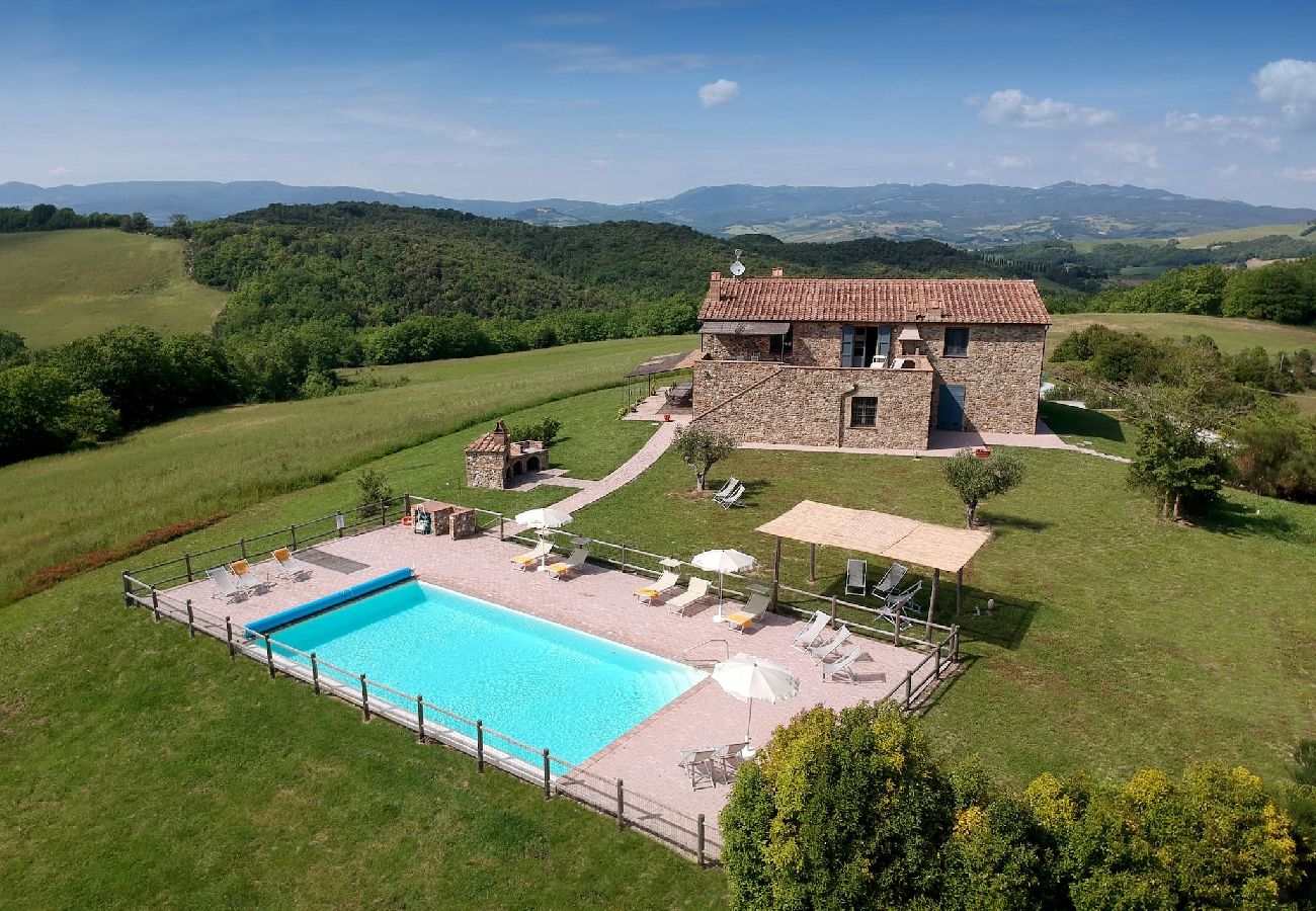 Villa in Bibbona - Villa La Guardiana promoted by WeekHomes com