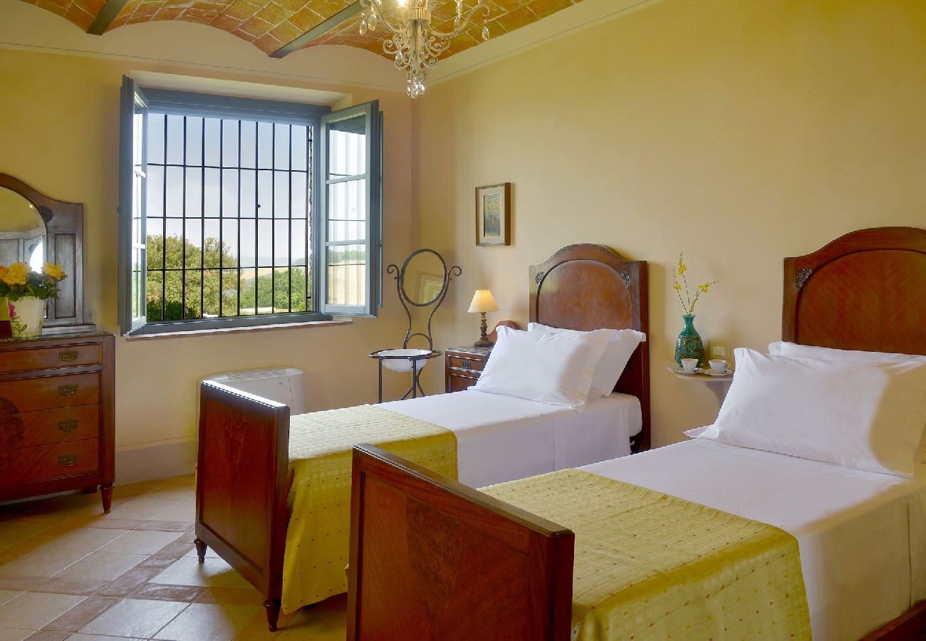 Villa in Bibbona - Villa La Guardiana promoted by WeekHomes com