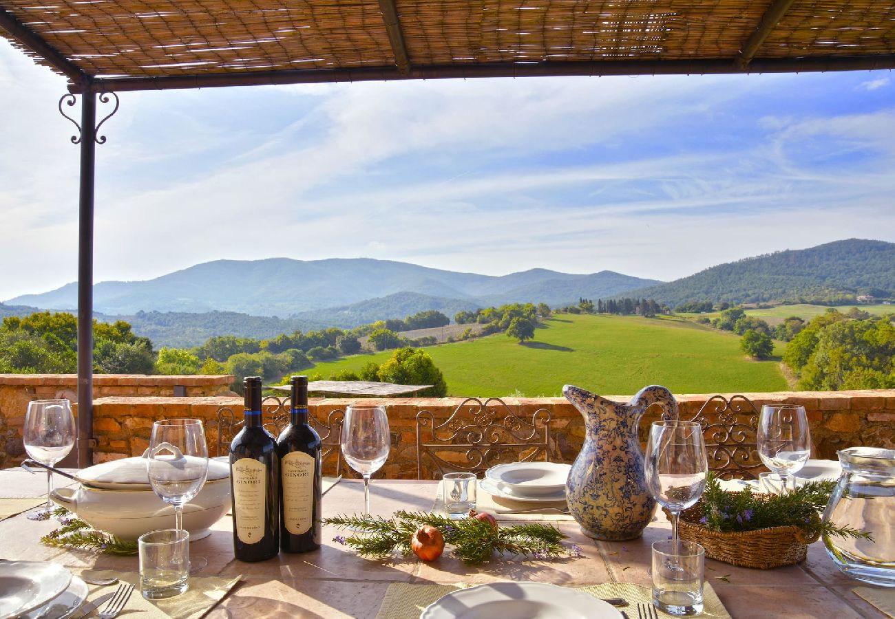 Villa in Bibbona - Villa La Guardiana promoted by WeekHomes com