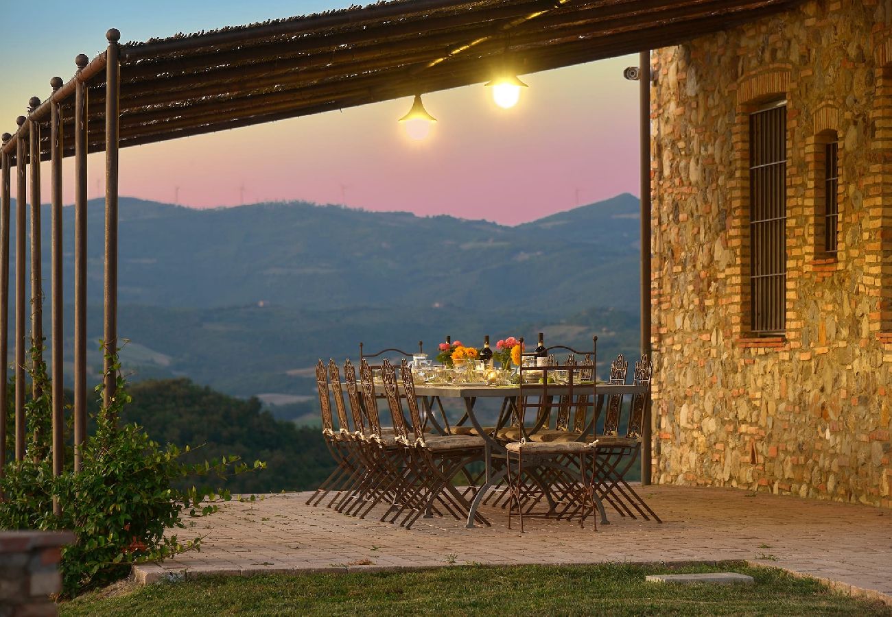 Villa in Bibbona - Villa La Guardiana promoted by WeekHomes com