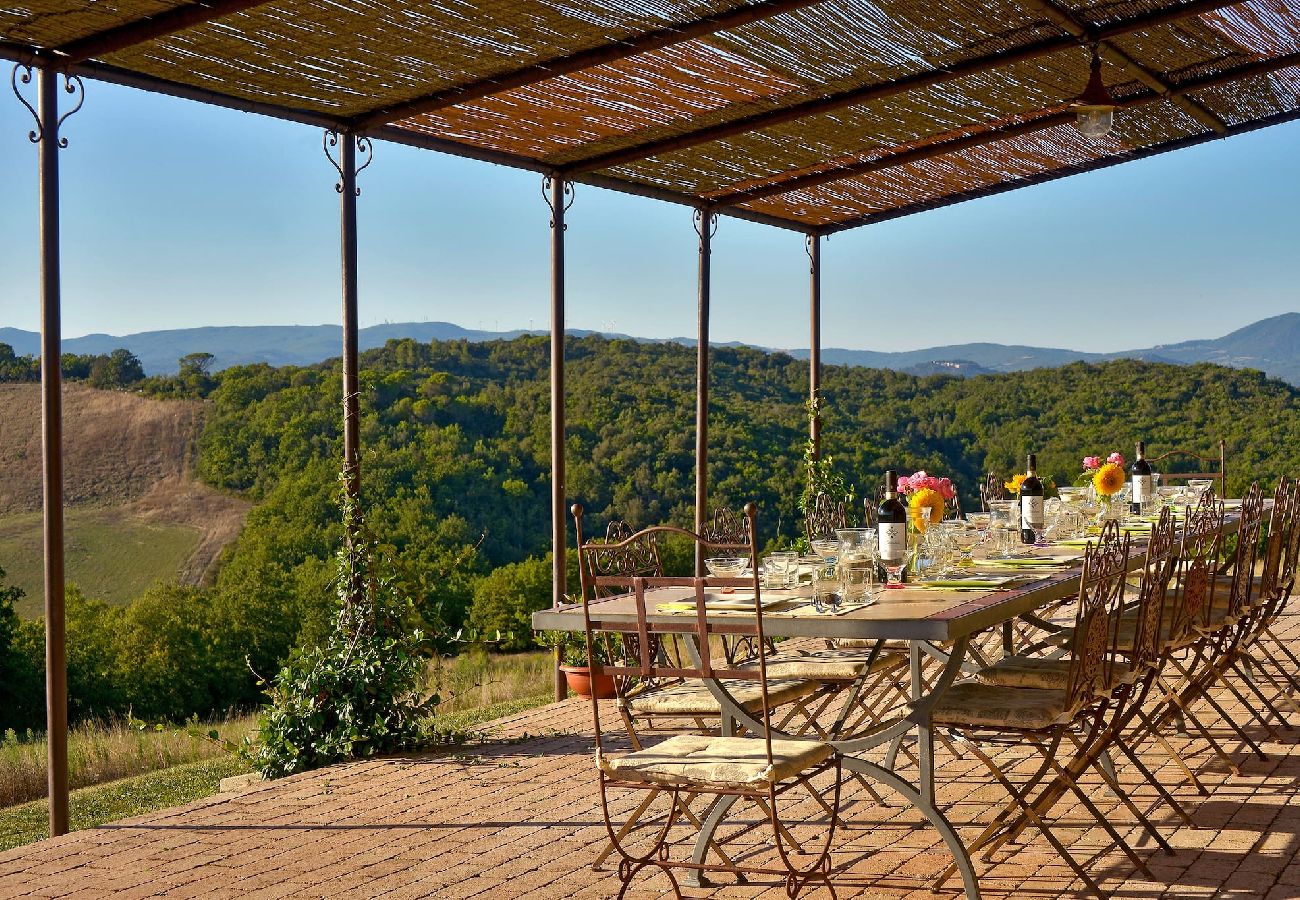 Villa in Bibbona - Villa La Guardiana promoted by WeekHomes com