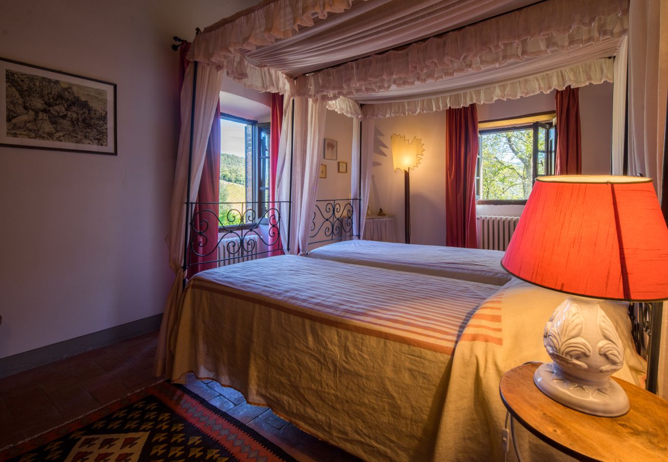 Villa in Greve in Chianti - villa Volpina