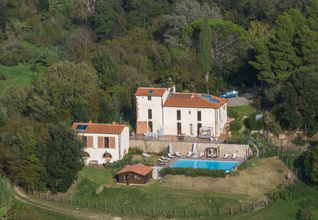 Villa in Palaia - Villa casolare Francia