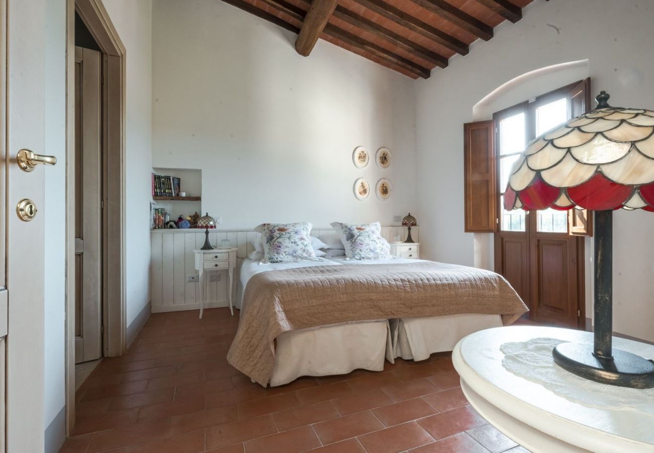 Villa in Palaia - Villa casolare Francia