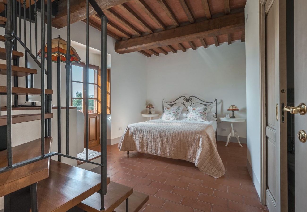 Villa in Palaia - Villa casolare Francia