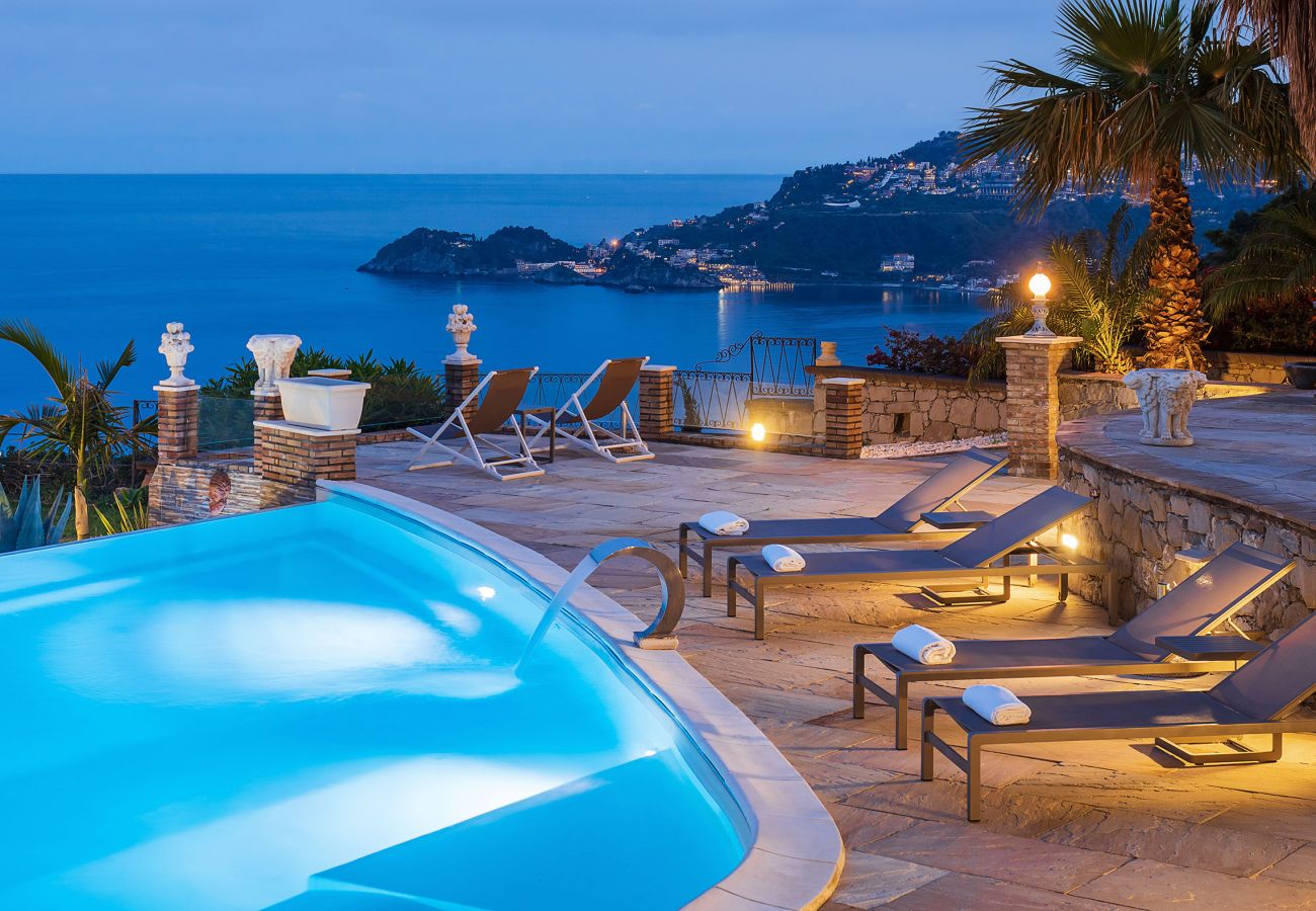 Villa in Letojanni - Villa Arancia