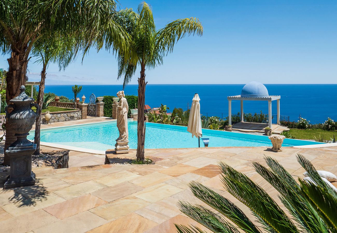 Villa in Letojanni - Villa Arancia