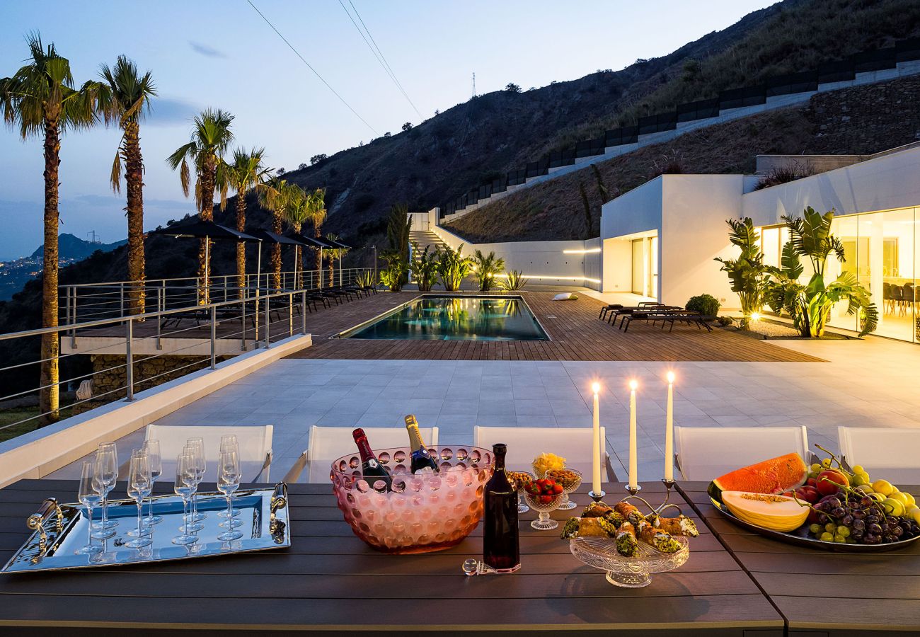 Villa in Letojanni - Villa Mandarino