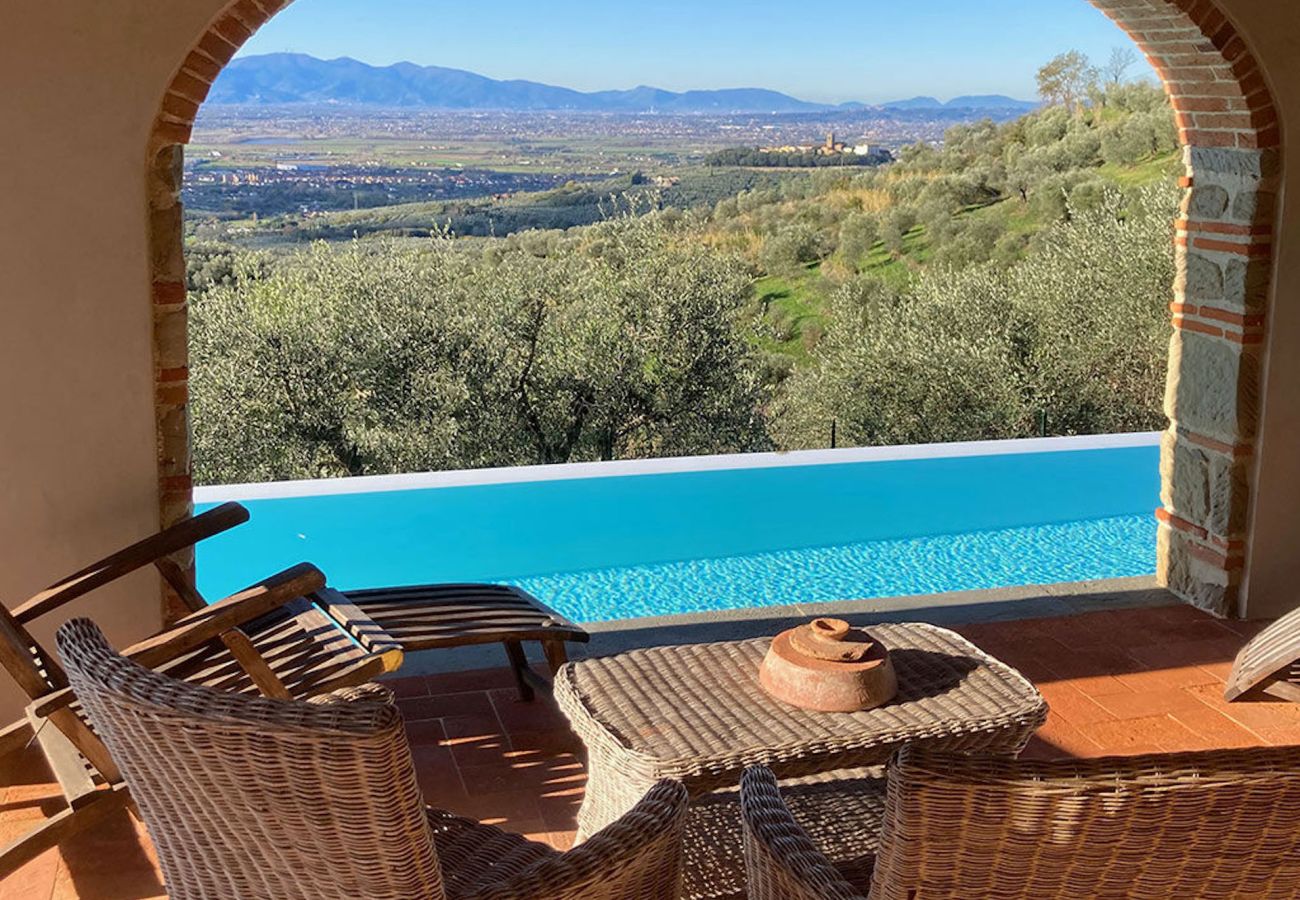 Villa in Larciano - Villa Superior