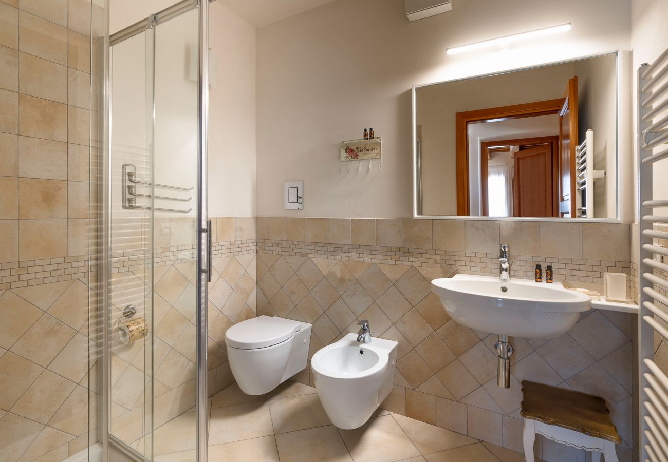 Villa in Buseto Palizzolo - Villa Avocado