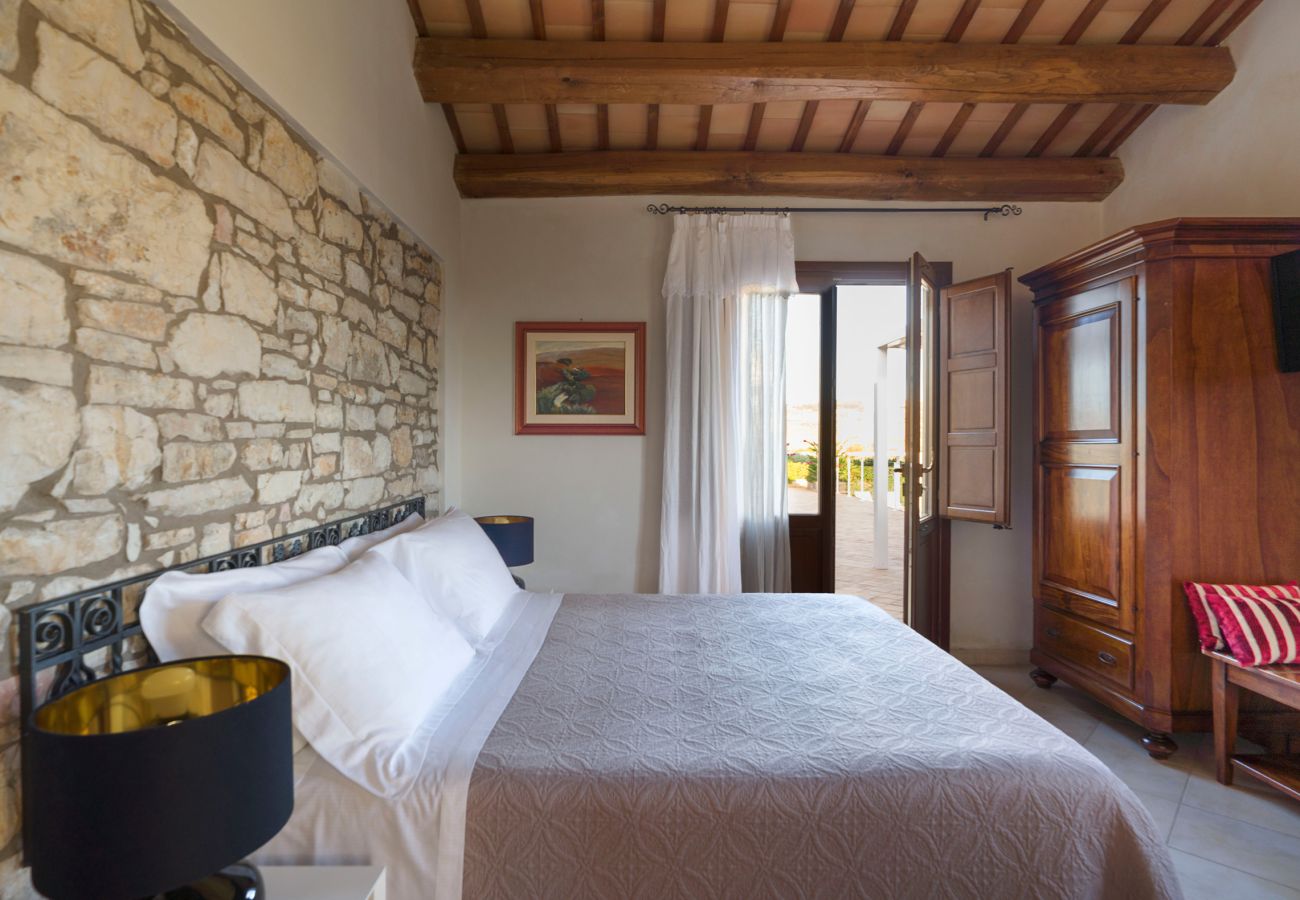 Villa in Buseto Palizzolo - Villa Avocado