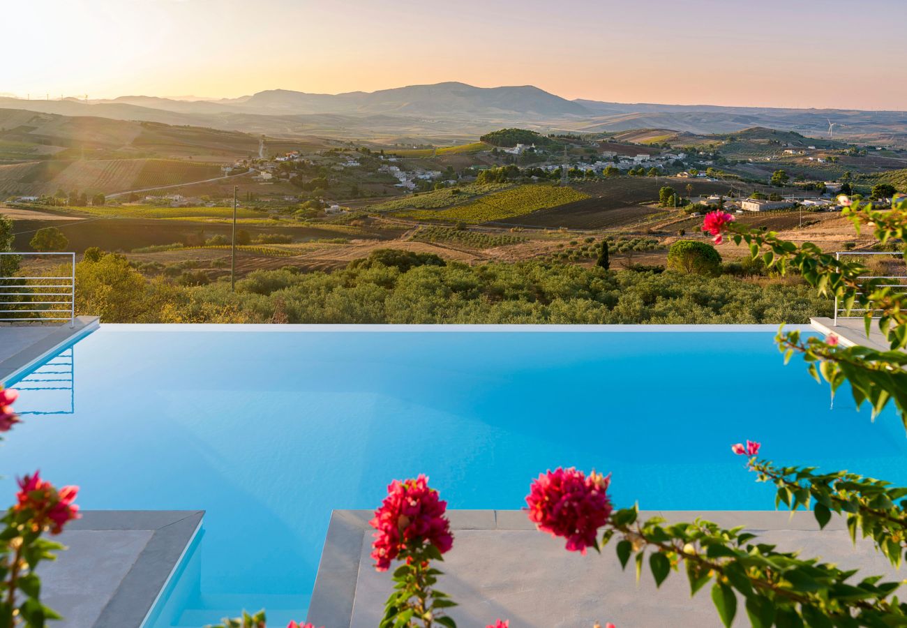 Villa in Buseto Palizzolo - Villa Avocado