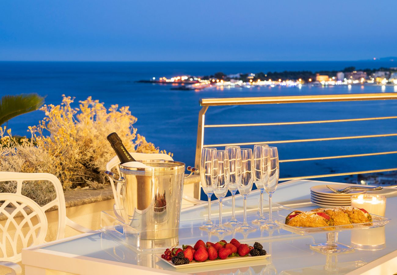 Villa in Giardini-Naxos - Villa Susina