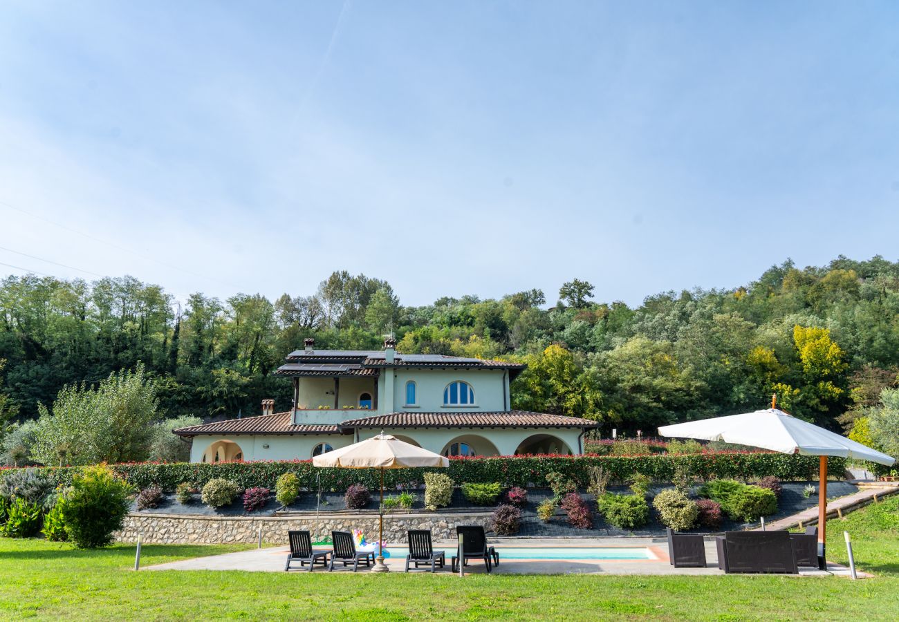 Villa in Molazzana - Villa Grazia resort