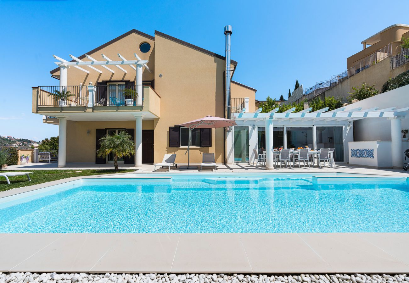 Villa in Taormina - Villa Pesca