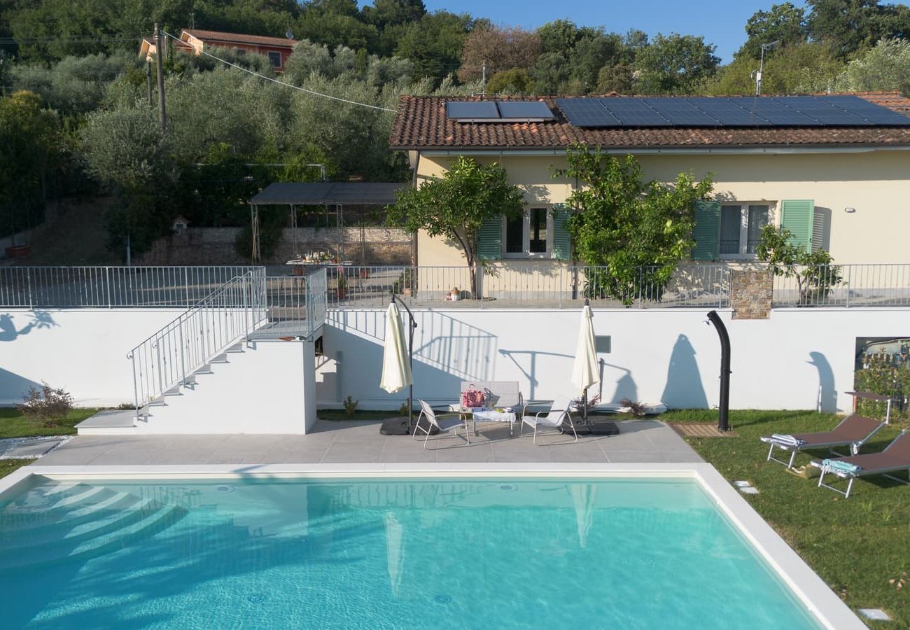 House in Montecarlo - La casetta degli Agrumi