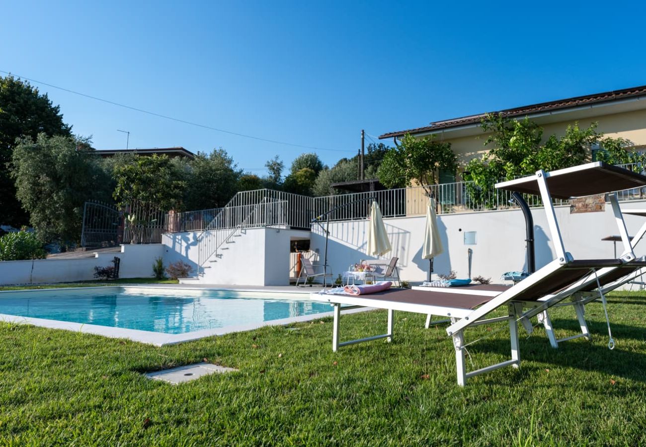 House in Montecarlo - La casetta degli Agrumi